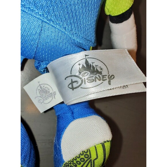 Walt Disney World Marathon run Disney Mickey Mouse Plush 2018 Fast Shipping Wdw - Picture 11 of 12